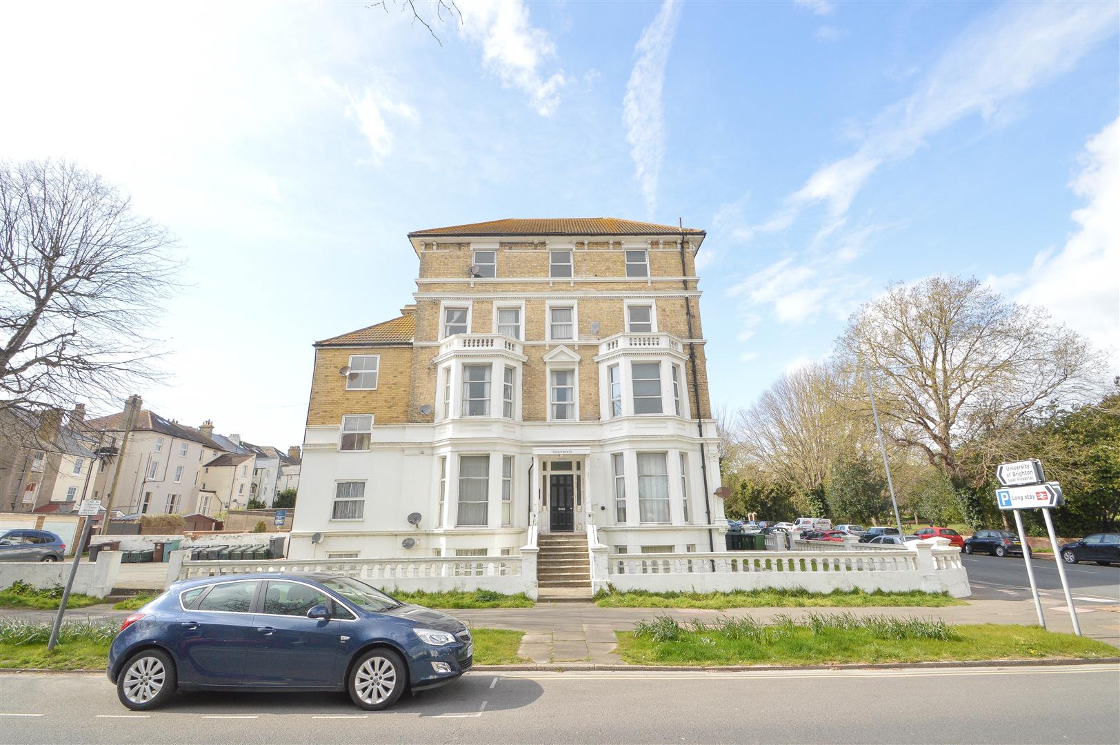 Property Details for The Avenue Eastbourne East Sussex BN21 3YB Town